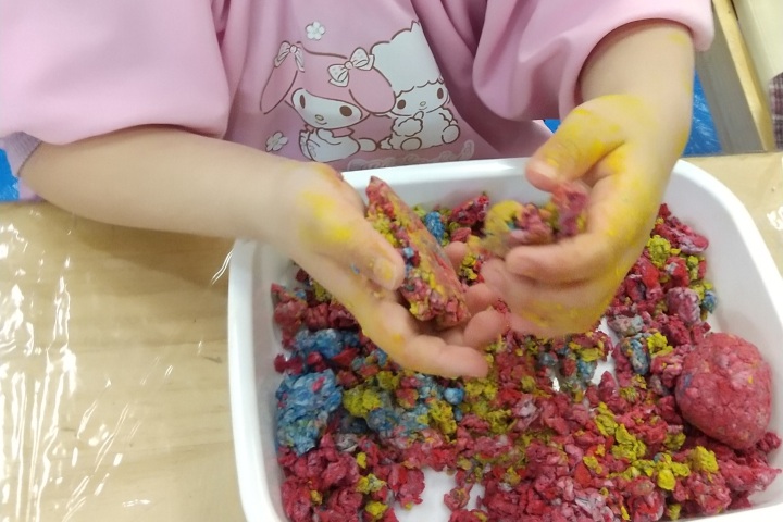 シュレッダー粘土