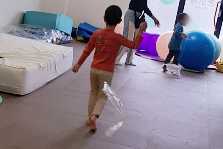 きのね　凧づくり