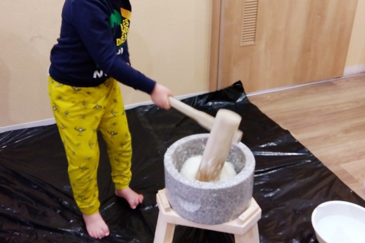 ironoha　餅つきイベント