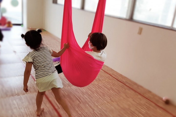 スタッフも全力であそびます！