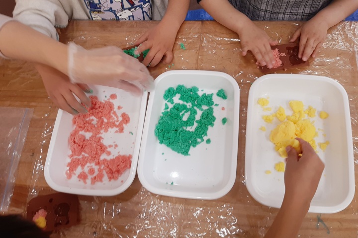 餅つきとバスボムづくり