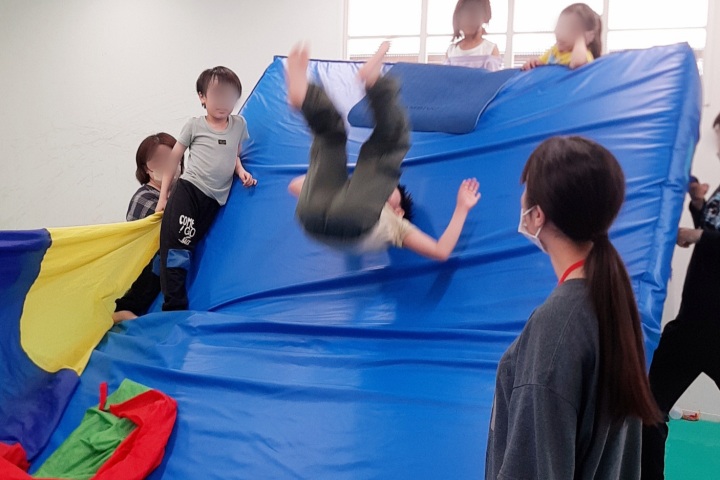 ダイナミック！！