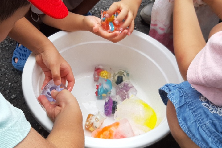 氷あそびとかき氷やさん