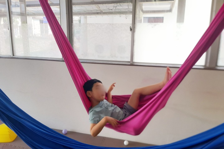 ハンモックに乗って