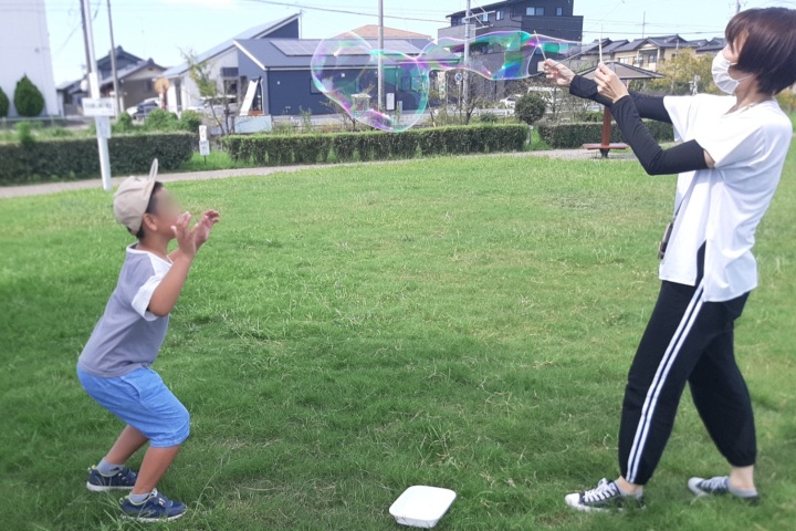シャボン玉あそび